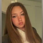 @felicity_hall233 - Instagram