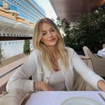Lidia - @felicityhomep - Instagram