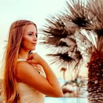 Felicity Lowe - @lelia75stiedemannduc - Instagram