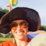 Felicity Lyons - Facebook