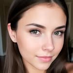 @felicitylyons22 - Instagram
