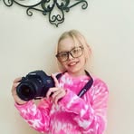 Felicity Sharp - Facebook