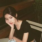Felicity Suarez - Facebook