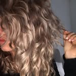 Felicity Tanner - @flick.and.curl - Instagram