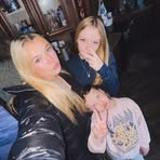Felicity Wade - Facebook