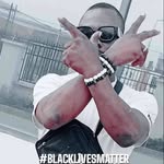 Felix Collins - @bassdoni222 - Instagram