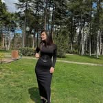 @feridesarayeva - Instagram