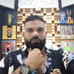 Fernando James - @nomadescalcasvermelhas - Instagram