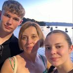 Fiona Best - Facebook
