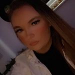 Fiona Louise Bowman - @fionabowman_xo - Instagram