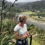 Fiona Bush - @fi_bush - Instagram