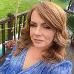 Fiona Collins - @fioni_b - Instagram