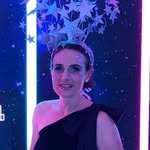 Fiona Cumming - @officetohome - Instagram