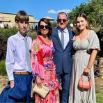 Fiona Holmes - Facebook
