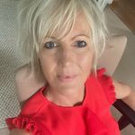 Fiona Lambert - @fiona.family.and.friends - Instagram