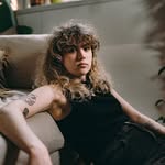 F I O N A - L E E - @fionaleeofficial - Instagram
