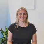 Fiona Mitchell - @physioandwellbeingforwomen - Instagram