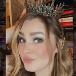 Fiona Theresa || BOOKSTAGRAM - @fionareads.writes.repeats - Instagram