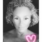 Fiona Stein - Facebook