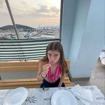 Flo Hamilton - @flohamilton0412 - Instagram