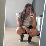 Flor Delgado - @flo.delgado19 - Instagram