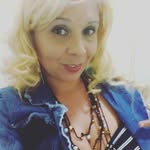 Flor Rivas - @florrivas215 - Instagram