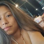 Flor Solís - @florsolis185 - Instagram