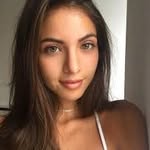 FloraAbbott - @floraabbott_o - Instagram
