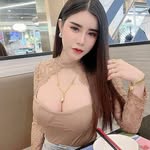 Flora Ashley - @floraashley2020 - Instagram