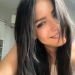 Flora Serfőző - Ujfaludi - @florabarbara - Instagram