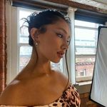 flora bennett. - @khypesdior - Instagram
