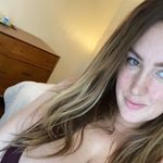 Allison - @flora_davies1 - Instagram