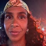 Flora Deane - @floradeane - Instagram