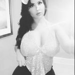 Flora Diamond - @vickyscamp5 - Instagram