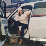 @floradouglas_ - Instagram