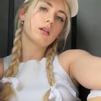 Flora Elisa - Facebook