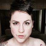 Flora Fox - @queenofoxes - Instagram