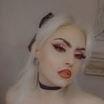 Flora Gore - @deadspooky2 - Instagram