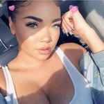 Flora Hills - @florahills94 - Instagram