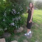 Flora Le - Facebook
