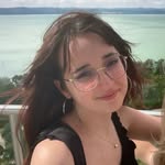 Flóra Major - @floressa_11 - Instagram