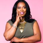 Flora Maxwell - @blasian_flower26 - Instagram