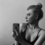 Flora Montgomery🌙 - @flora.montgomery_ - Instagram