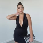 Flora Neumann - @floraneumann68 - Instagram