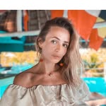 @floraoliver02 - Instagram
