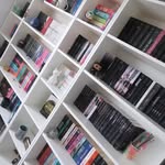 Nixie - @flora.reads.books - Instagram