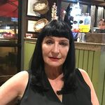 Flora Reed - @florarred - Instagram