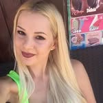 Flora Richard - @florarichard910 - Instagram