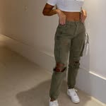 Flora Rios - @florarios98 - Instagram