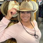 Shelly Flora Knobloch - @shellyfloraknobloch - Instagram